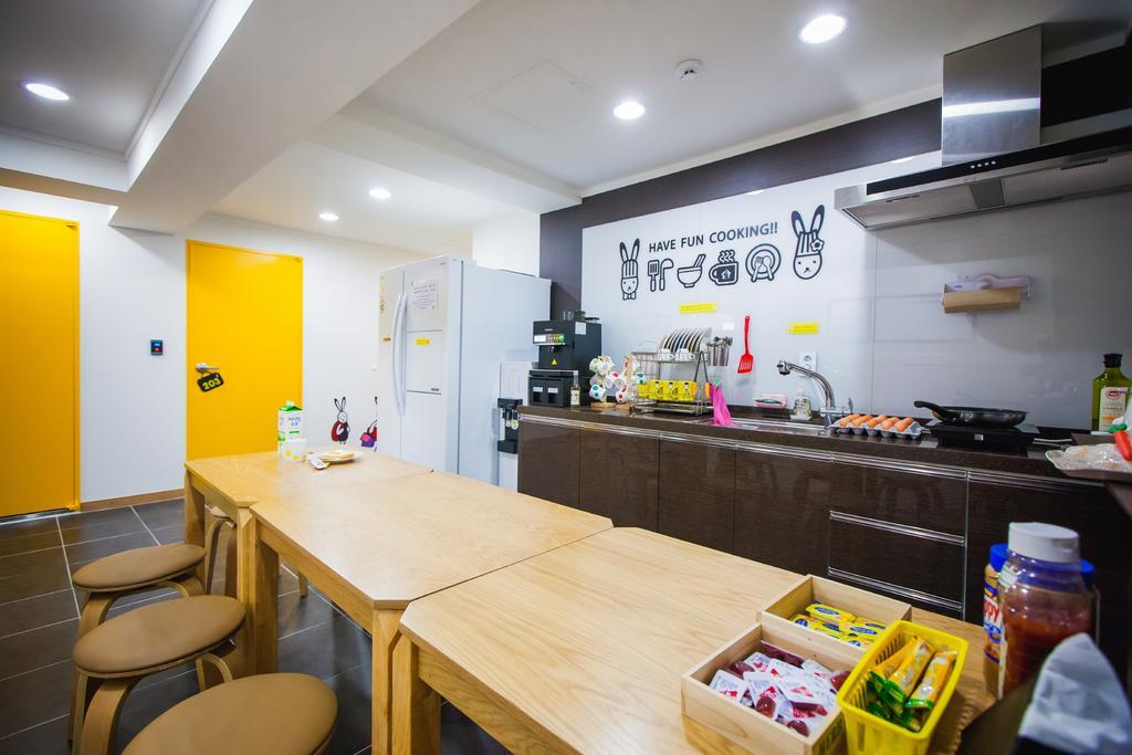 24 Guesthouse Haeundae Premier Pusan Zewnętrze zdjęcie